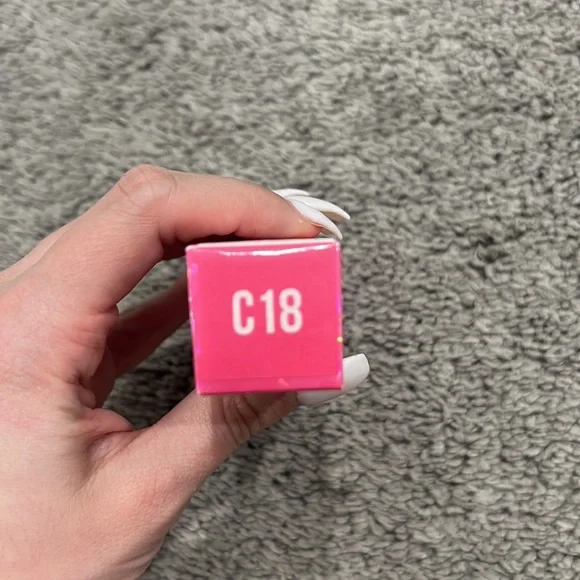 NEW Jeffree Star Magic Star Concealer - Picture 4 of 4